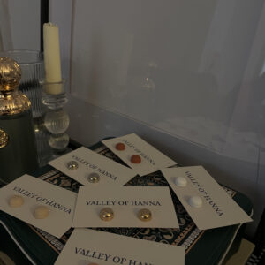 Berry Scarf Magnet - Image 3