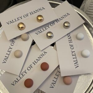 Berry Scarf Magnet - Image 2